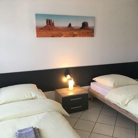 Studio Lora Rm 1221 Saint-Louis  Exteriör bild