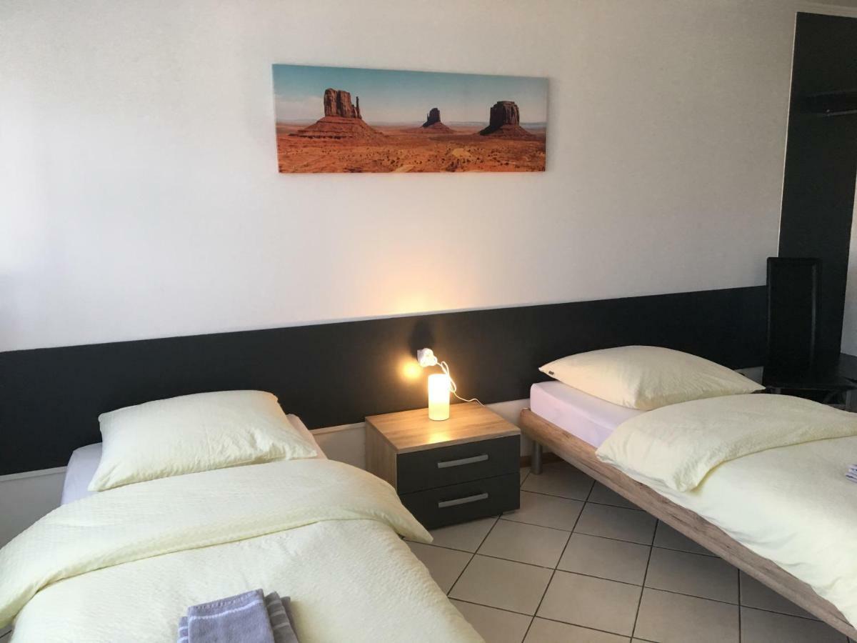 Studio Lora Rm 1221 Saint-Louis  Exteriör bild