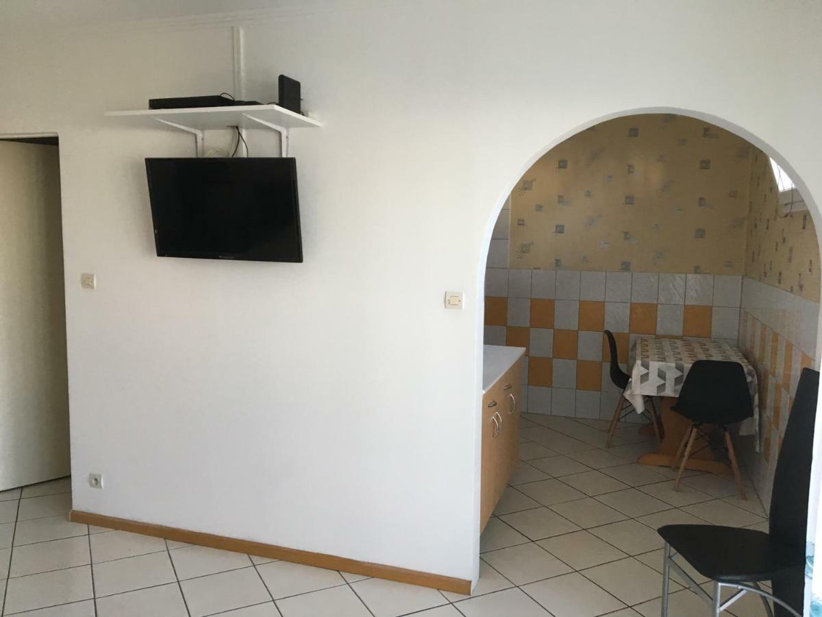 Studio Lora Rm 1221 Saint-Louis  Exteriör bild